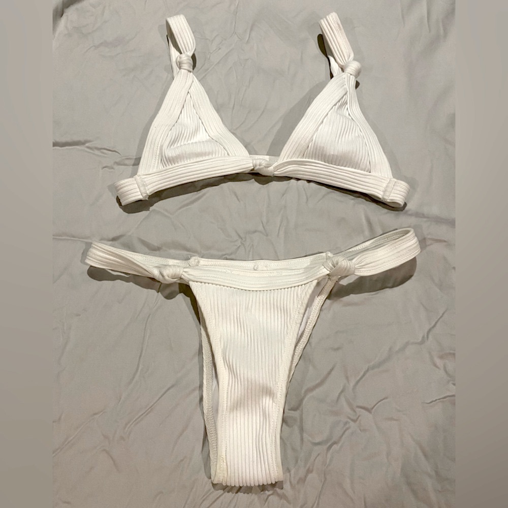Minimale Animale White Ribbed Bikini Set